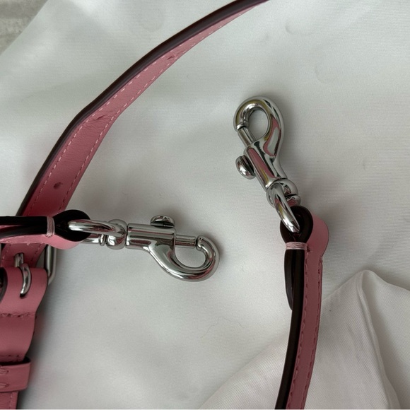 COACH Sammy 21 in glove tanned leather. - Picture 16 of 16